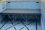 5-esempio-di-rialzo-soppalco-piscina-con-tavola-in-plastica