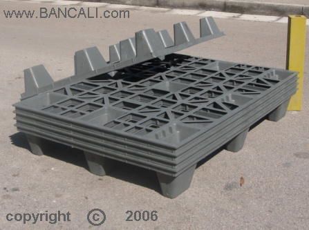 europallet plastica economico 80x120 venduto camion completi