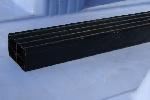 profilato-plastica-65x65-vuoto-striature-gomma-antiscivolo
